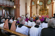 Pontifikalrequiem und Beisetzung von Weihbischof em. Johannes Kapp (Foto: Karl-Franz Thiede)